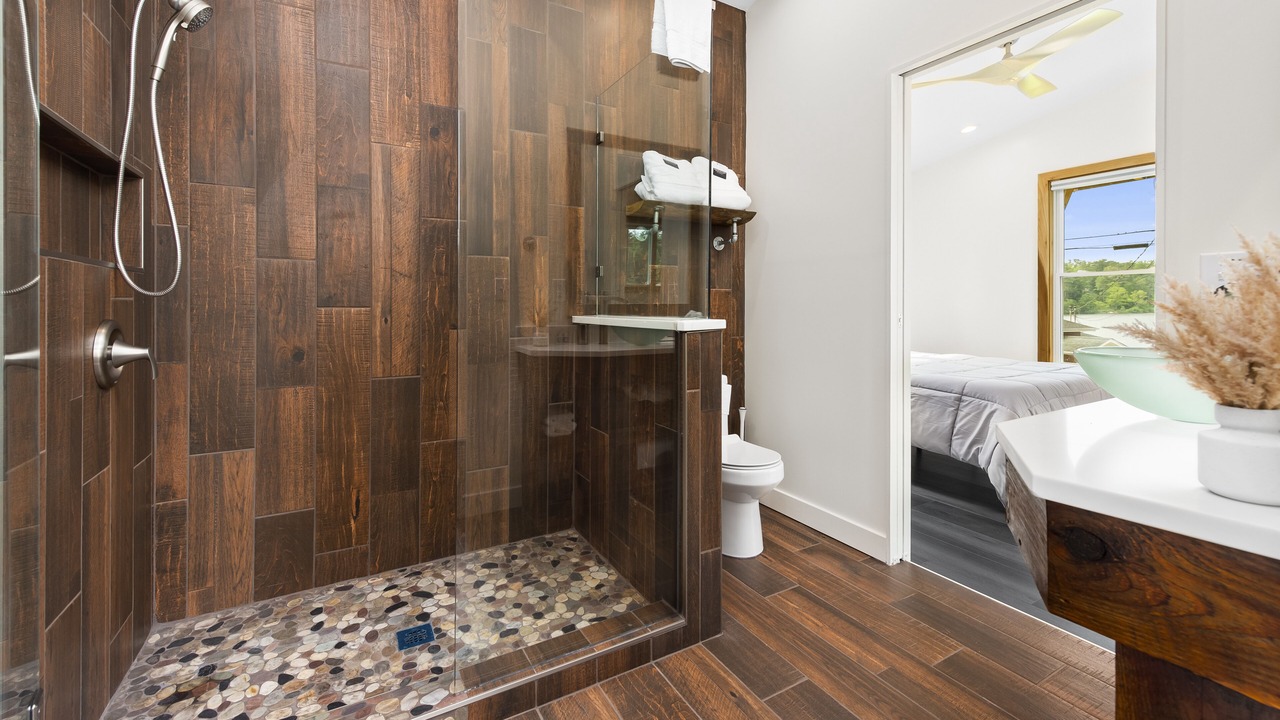 Photo of Bathroom in Valley Hill
