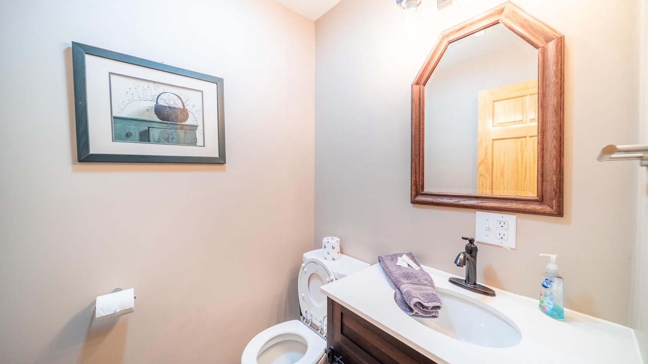 Photo of Bathroom in Old Timberline
