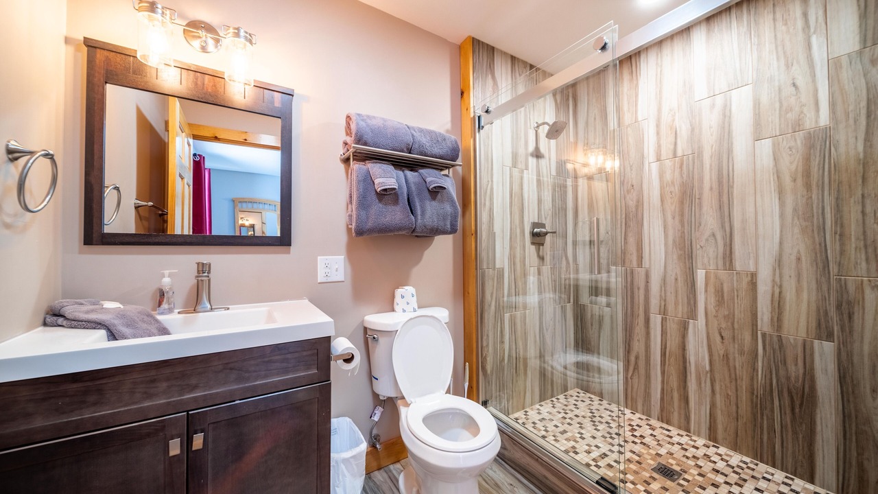 Photo of Bathroom in Old Timberline
