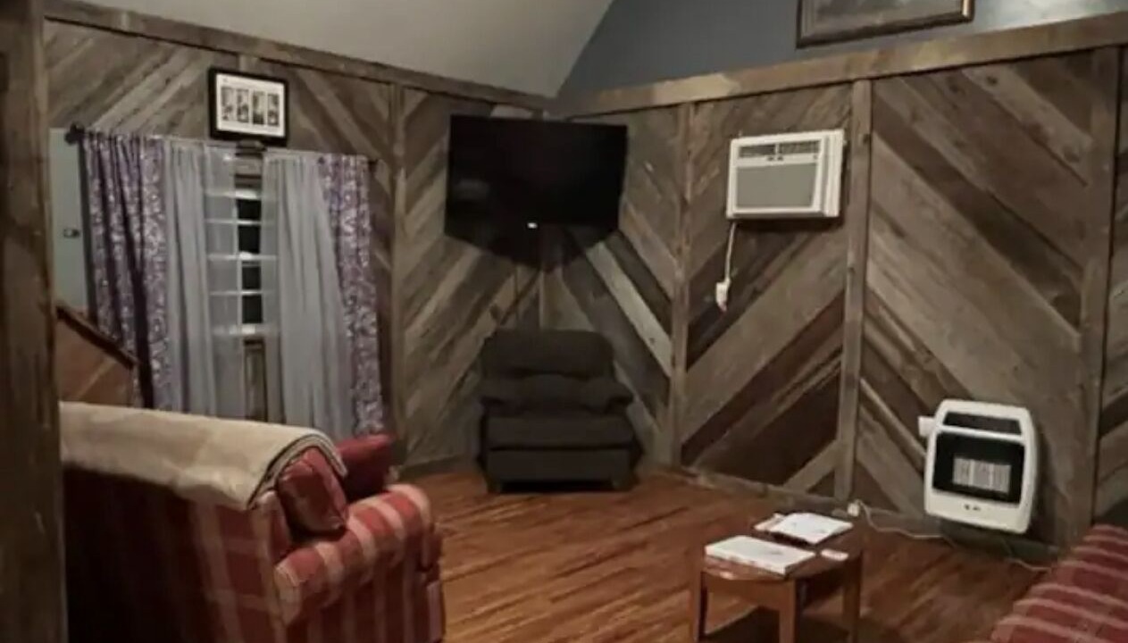 Photo of Livingroom in Campton