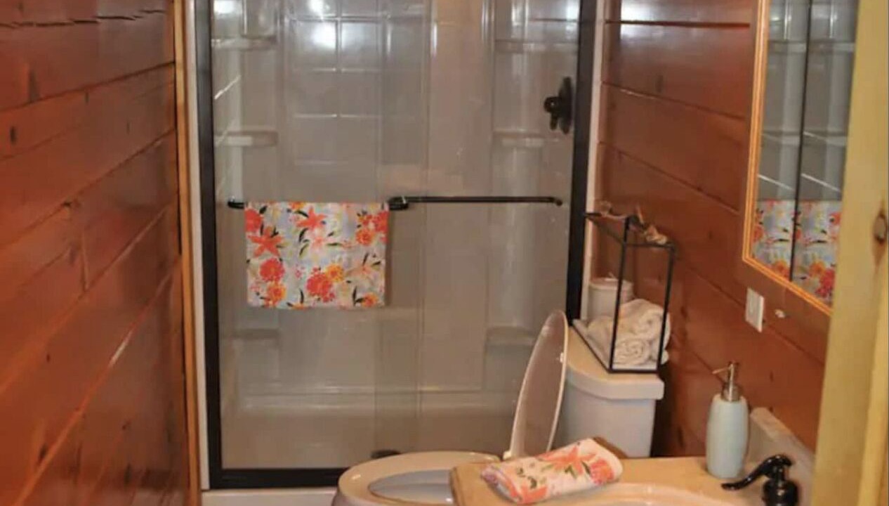 Photo of Bathroom in Stanton
