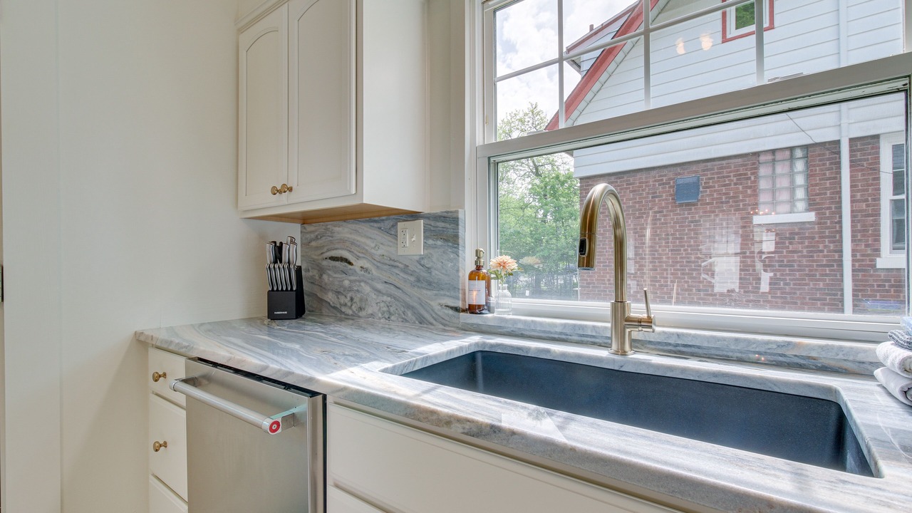 Photo of Kitchen in Roselawn Finance