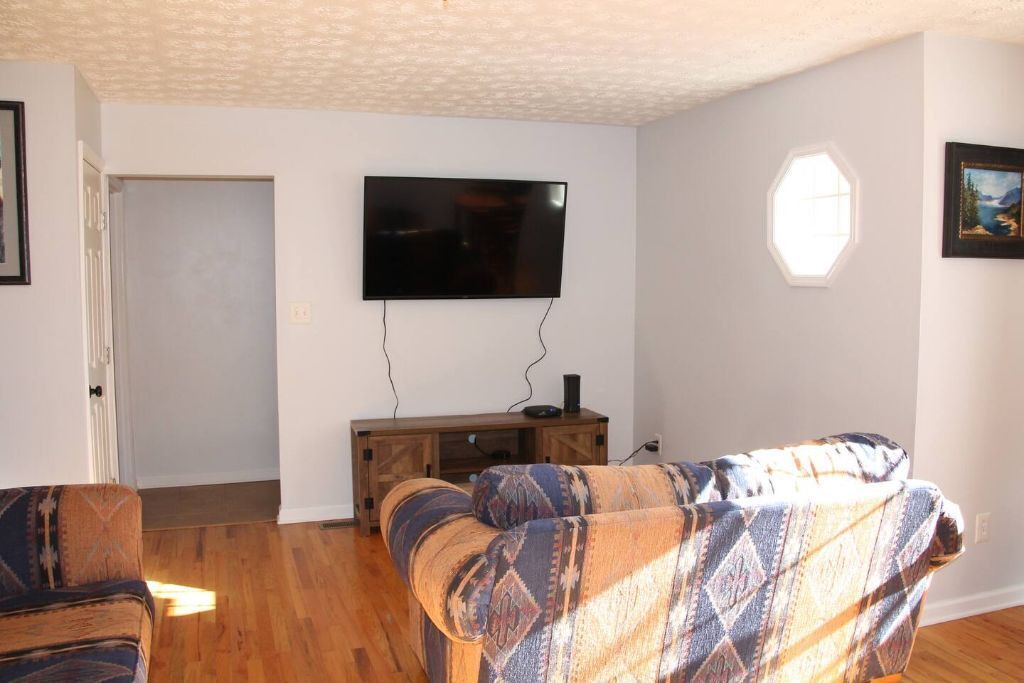 Photo of Livingroom in Butler