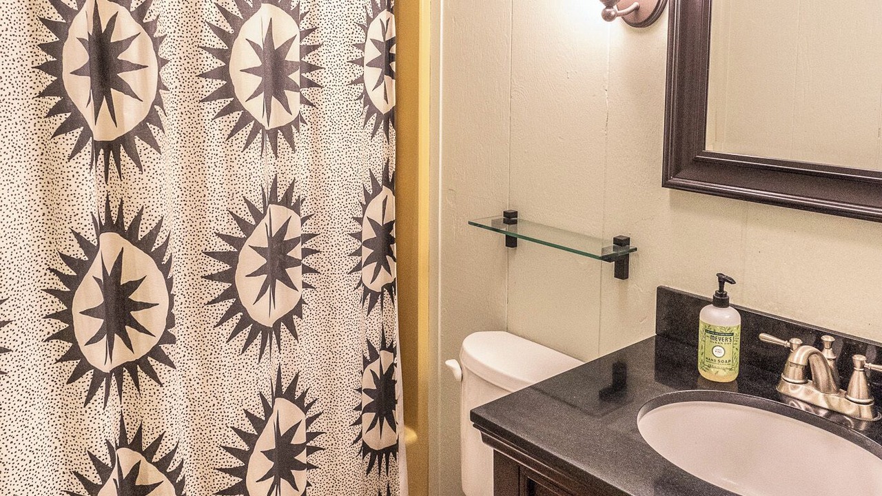 Photo of Bathroom in Wolf Laurel