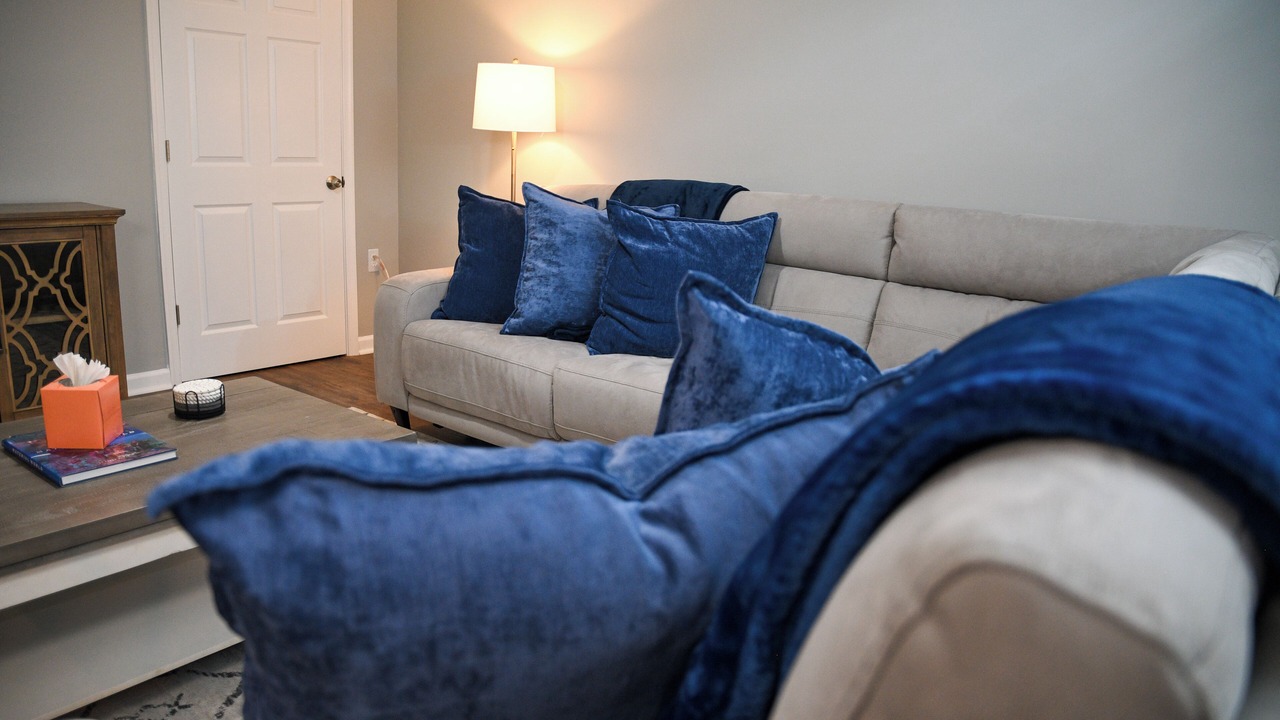 Photo of Livingroom in Round Hill