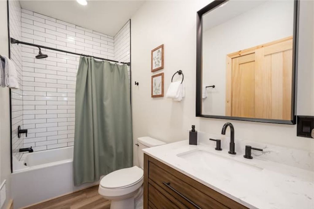 Photo of Bathroom in McHenry
