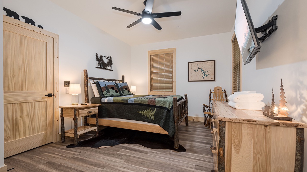 Photo of Bedroom in McHenry