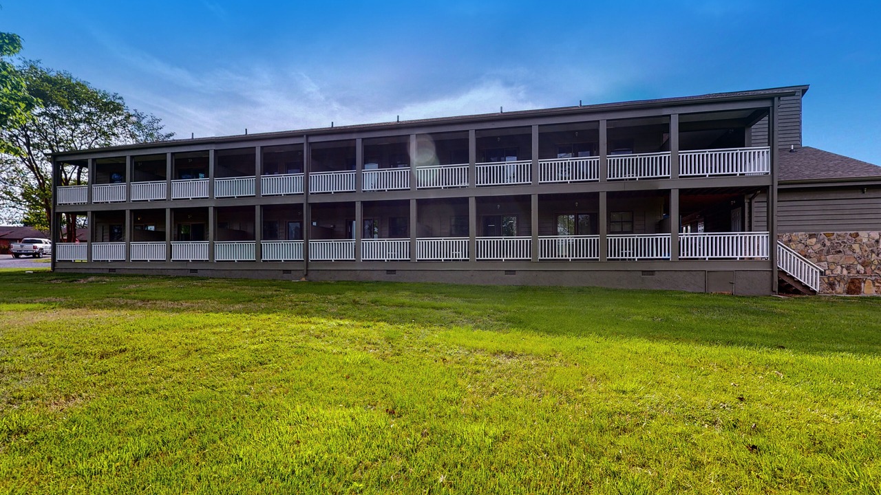 Photo of Outdoor in Baneberry