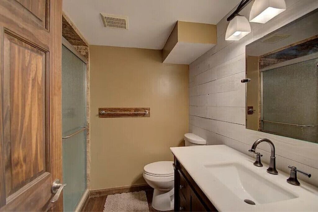 Photo of Bathroom in Union