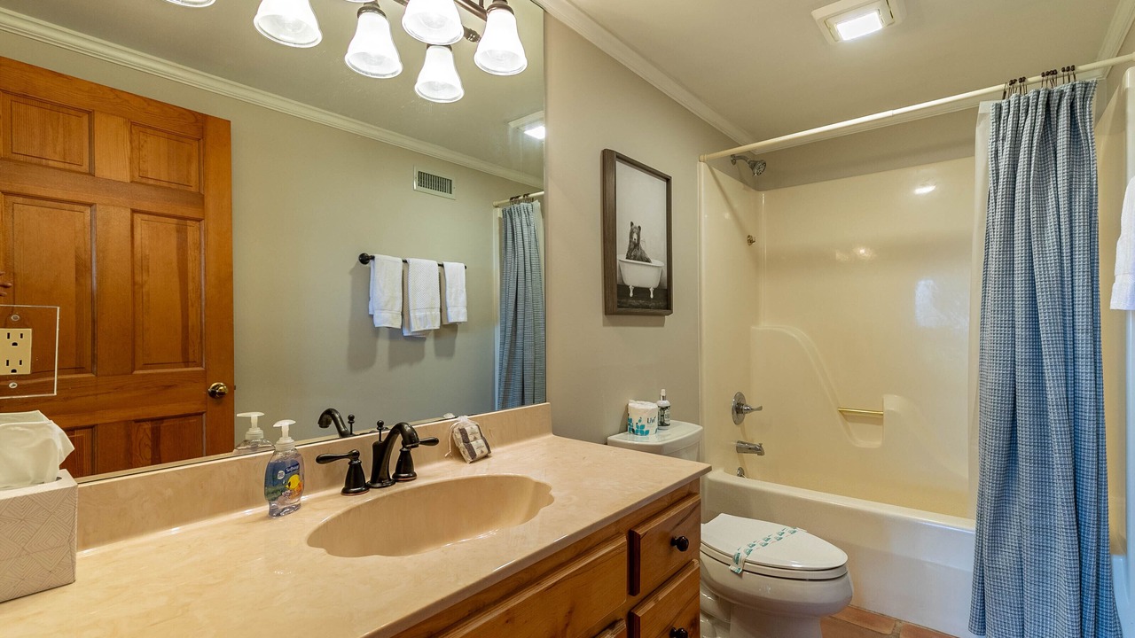 Photo of Bathroom in Banner Elk