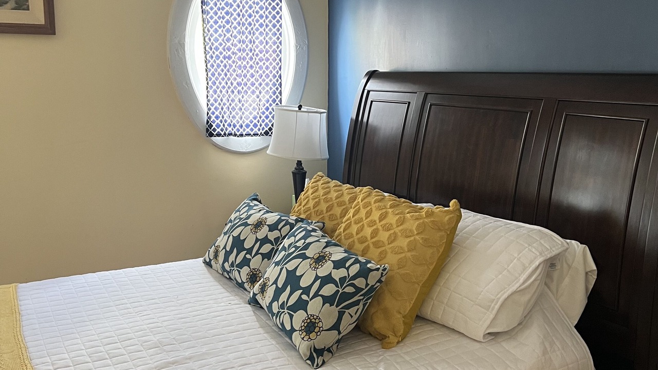 Photo of Bedroom in Berkeley Springs