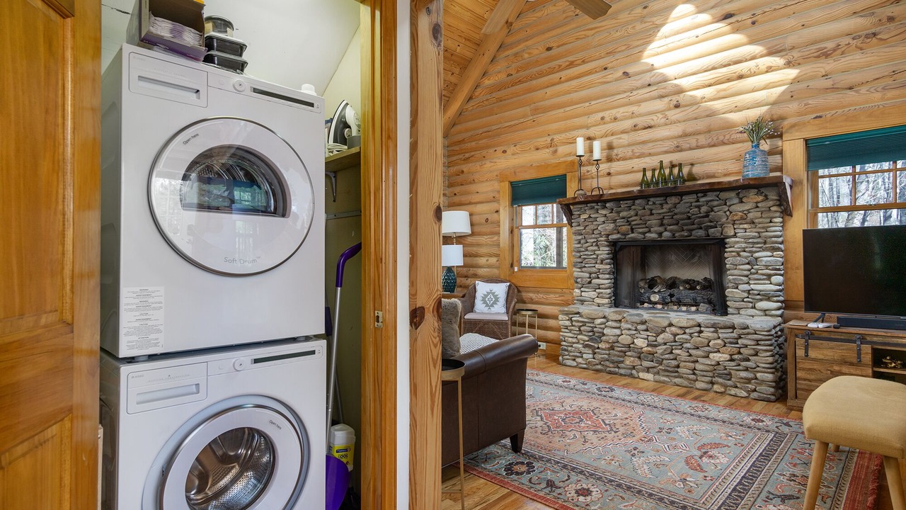 Photo of Bedroom in Black Mountain