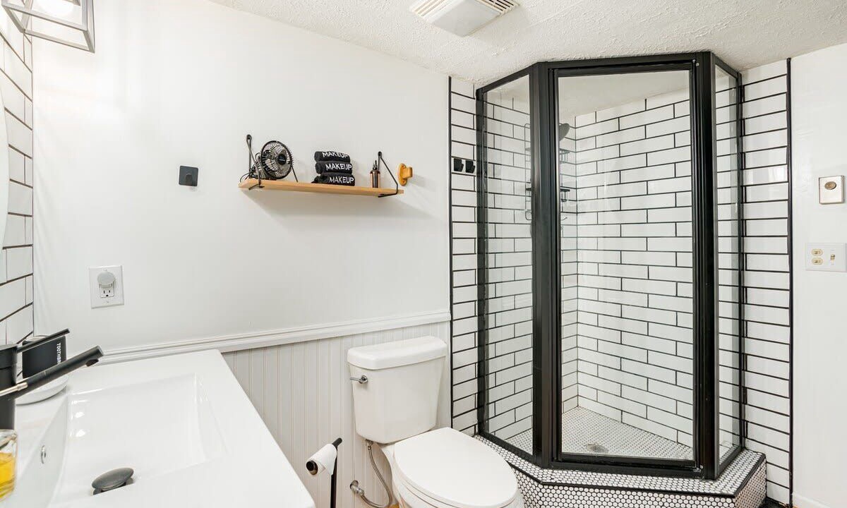 Photo of Bathroom in Berkeley Springs