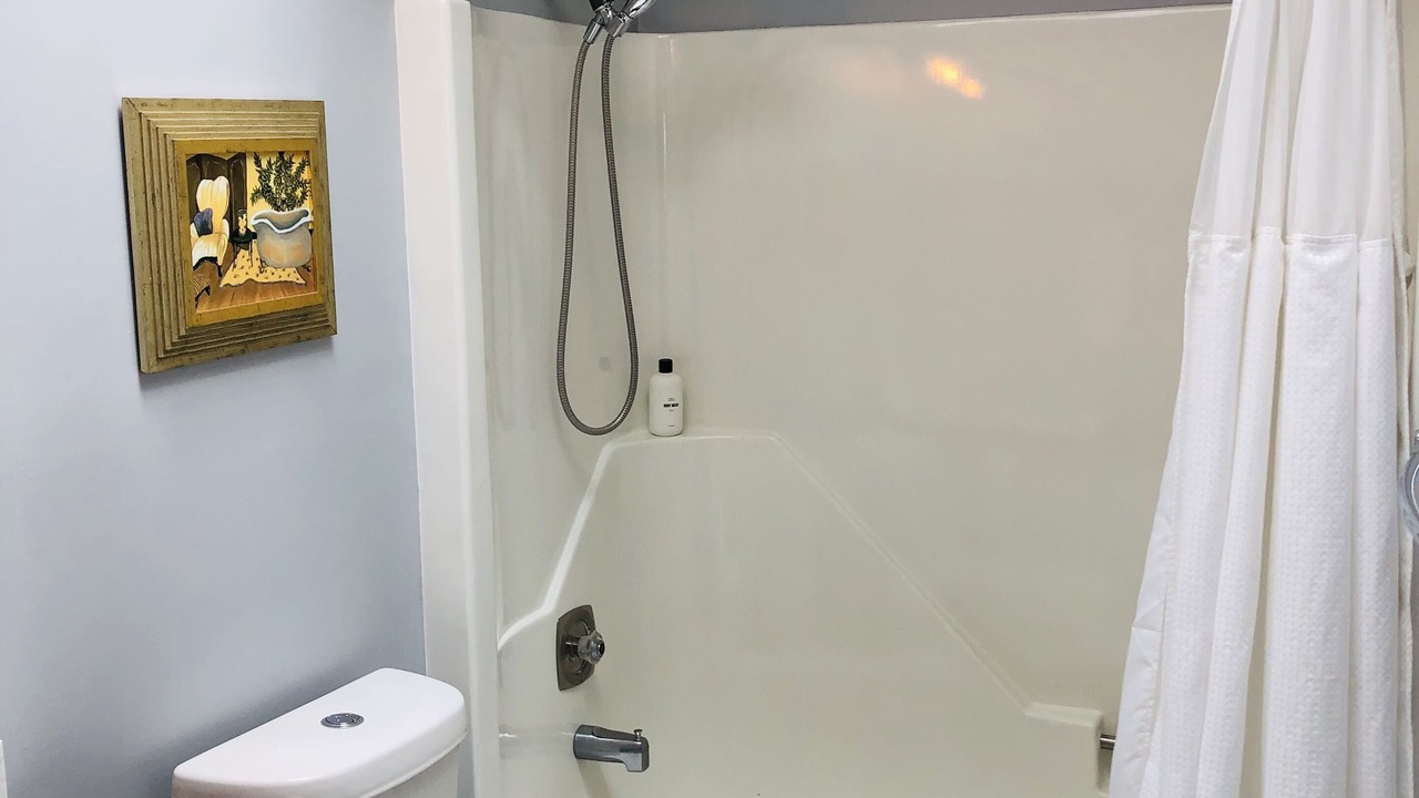 Photo of Bathroom in Fairview