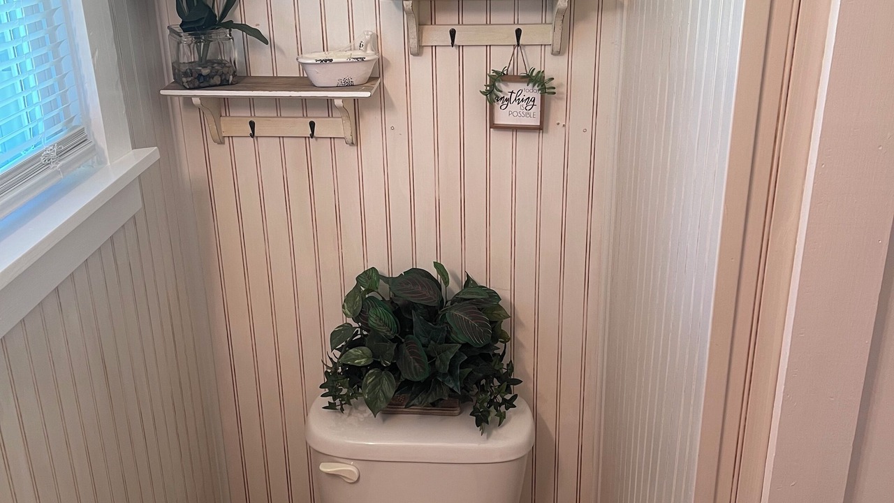 Photo of Bathroom in Elizabethton