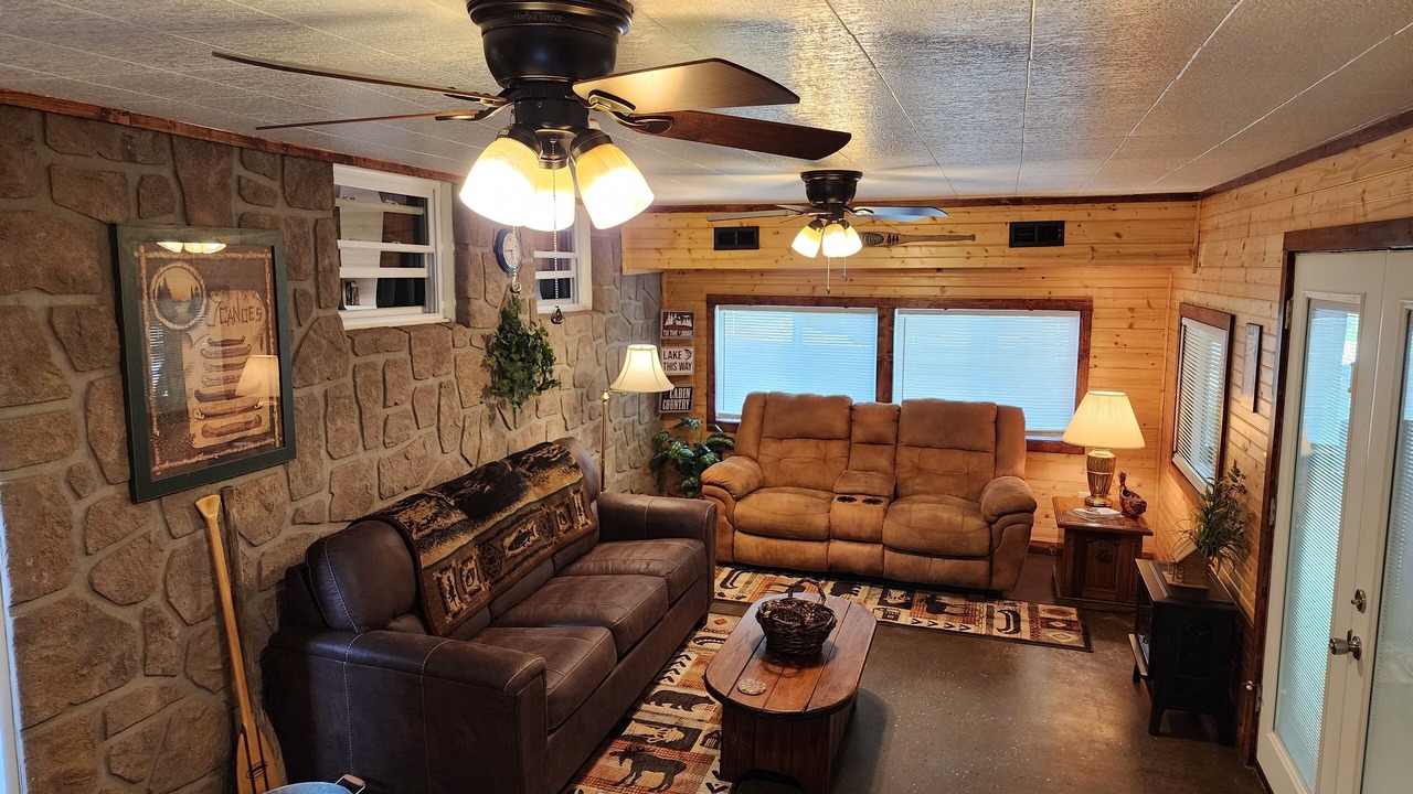 Photo of Livingroom in Elizabethton