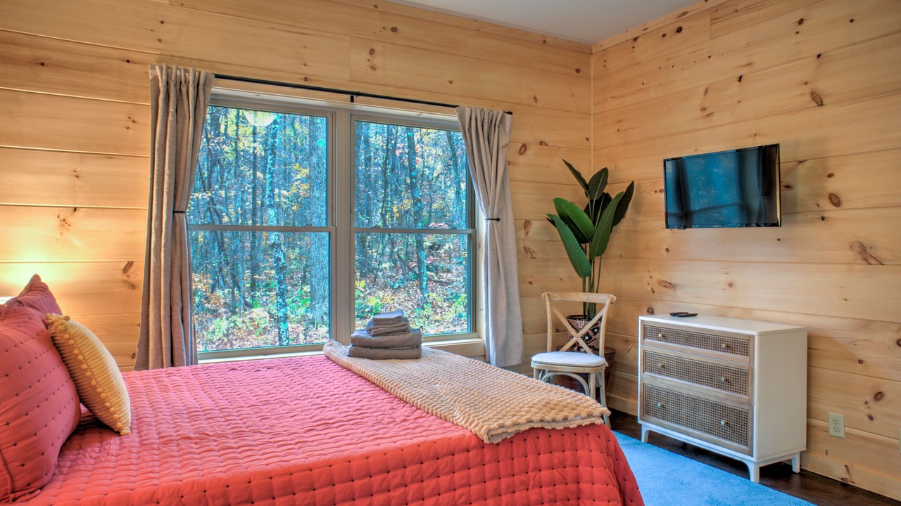 Photo of Bedroom in Skyland