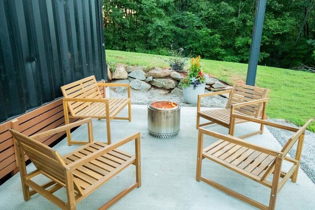 Photo of Patio Balcony in Tryon