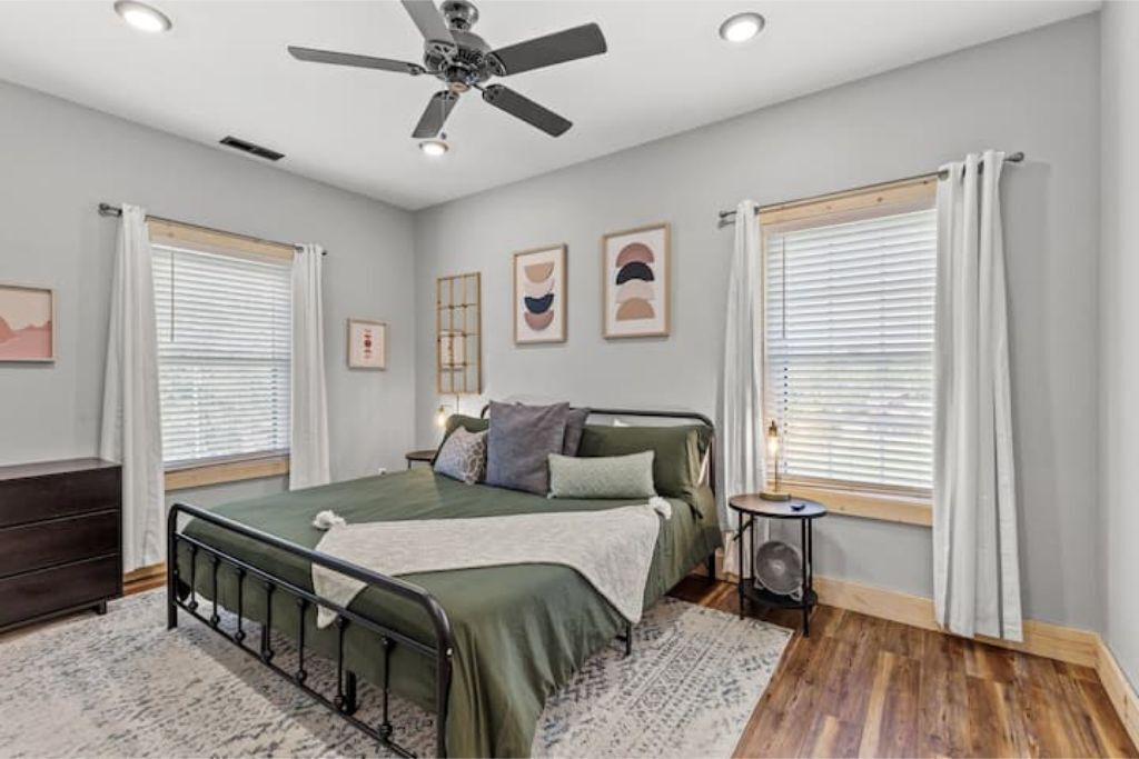 Photo of Bedroom in Rogers