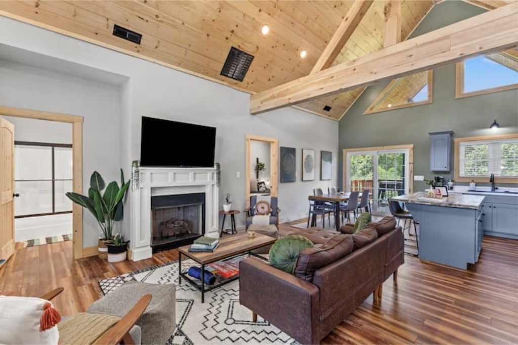 Photo of Livingroom in Rogers