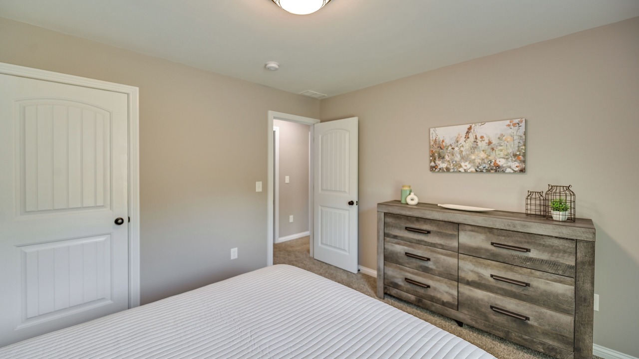 Photo of Bedroom in Dry Ridge
