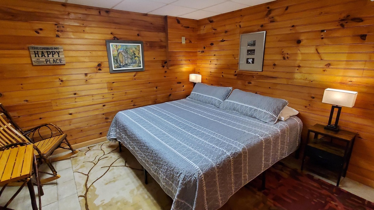 Photo of Bedroom in Rogers
