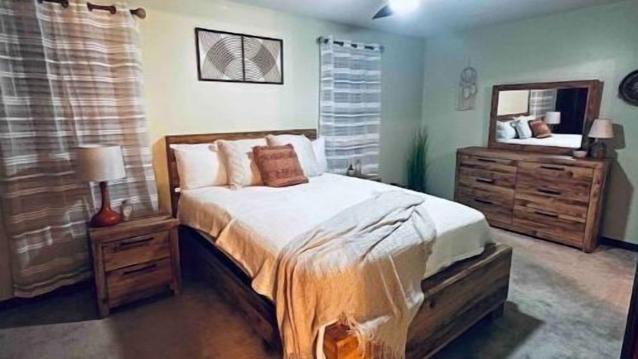 Photo of Bedroom in Elizabethton