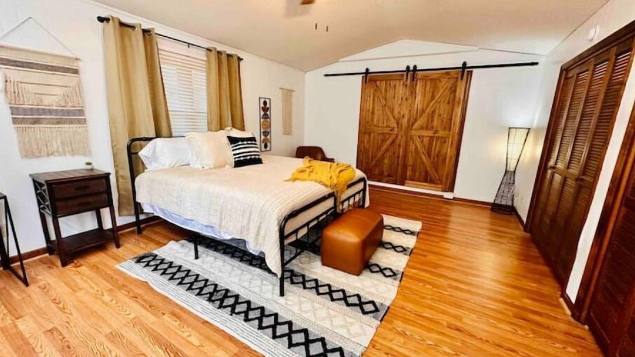 Photo of Bedroom in Elizabethton
