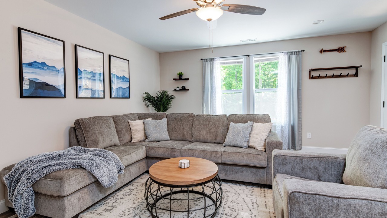 Photo of Livingroom in Fletcher