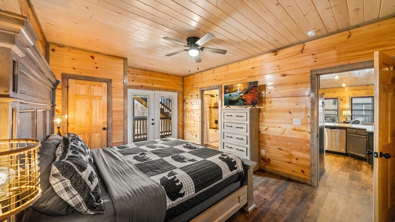 Photo of Bedroom in Sevierville