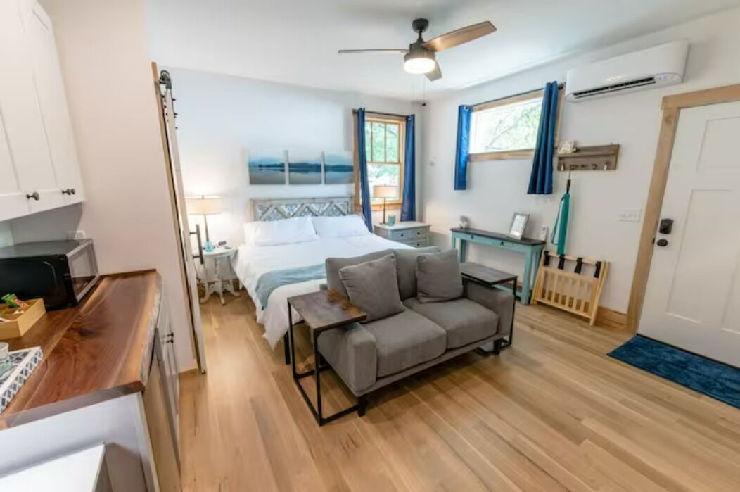 Photo of Bedroom in Asheville
