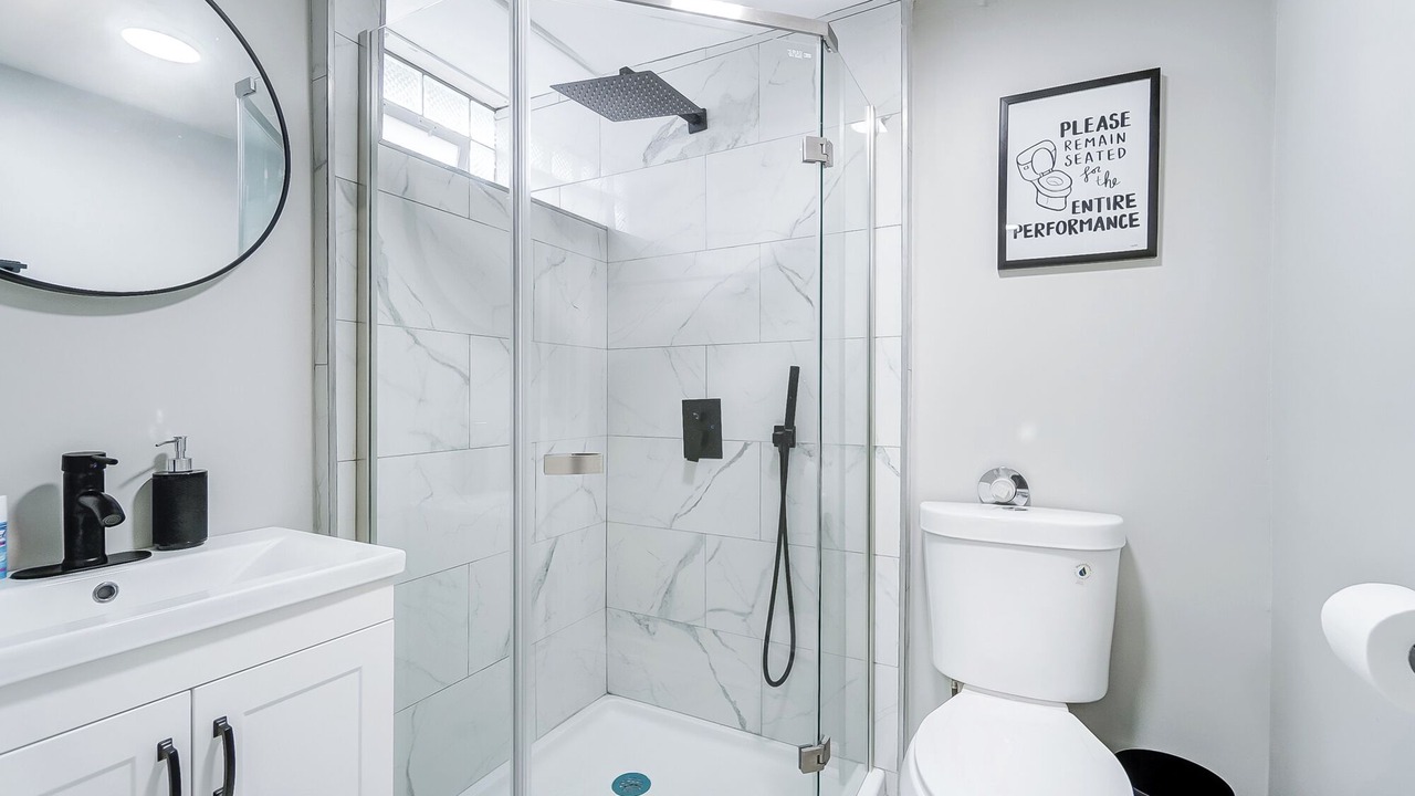 Photo of Bathroom in Roselawn Finance