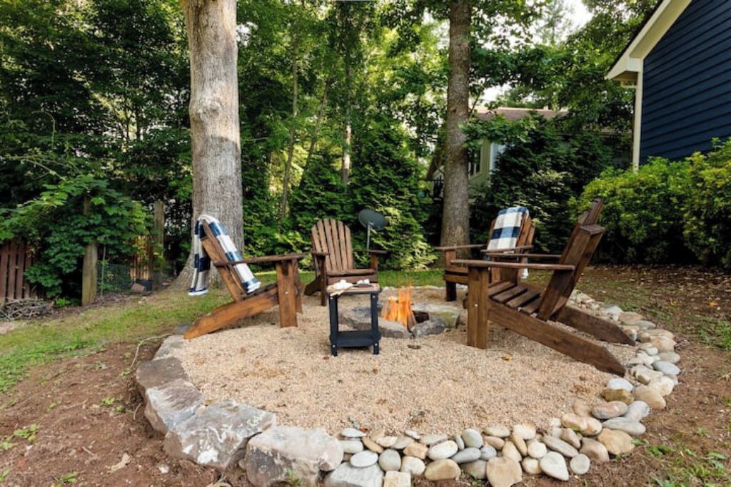 Photo of Outdoor in Black Mountain