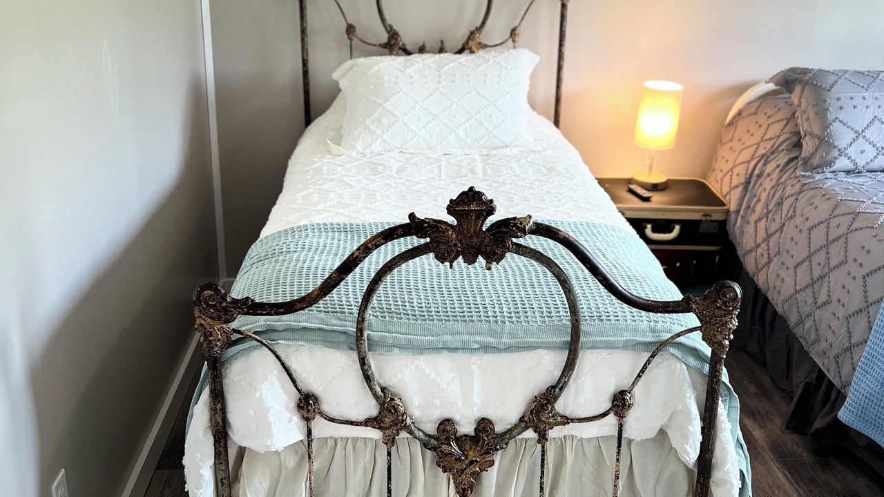 Photo of Bedroom in Plummers Landing