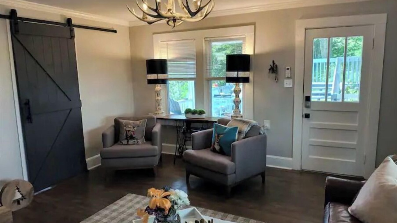 Photo of Livingroom in Altamont