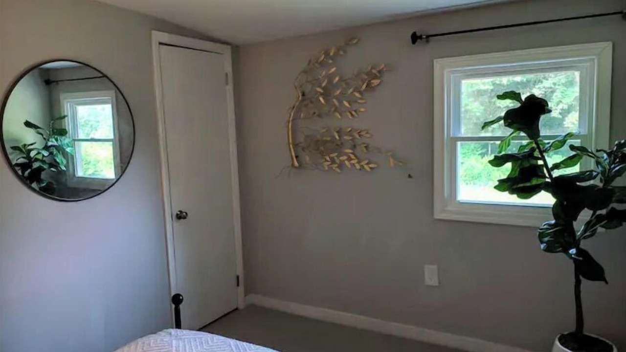 Photo of Bedroom in Altamont