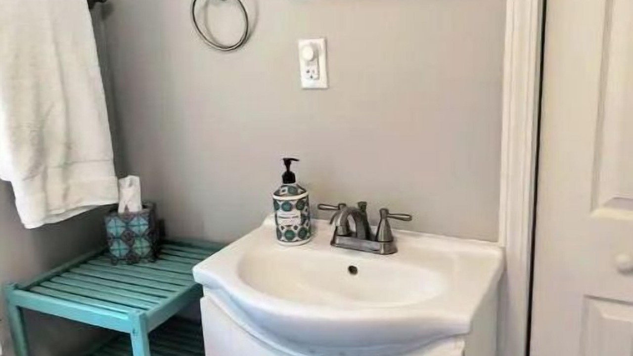 Photo of Bathroom in Altamont
