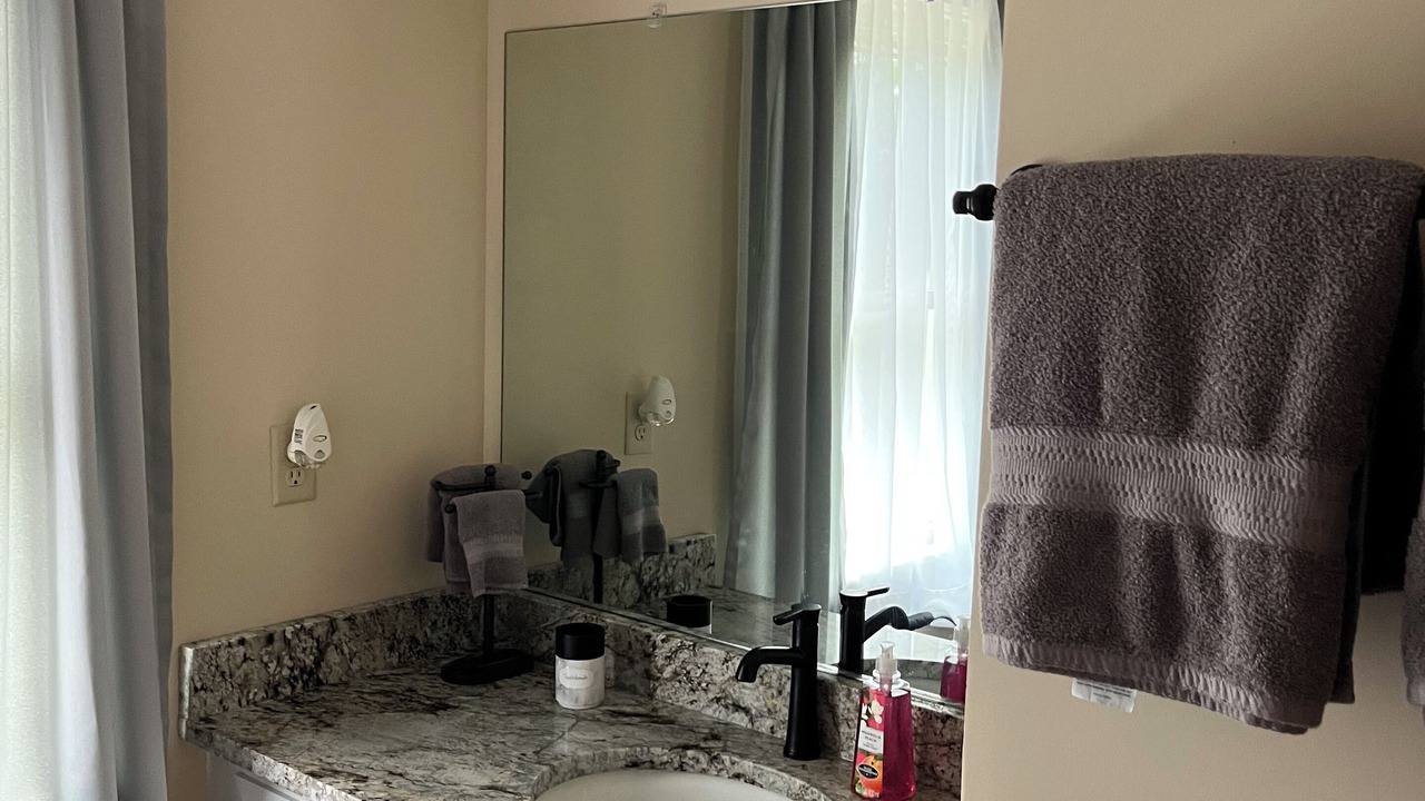 Photo of Bathroom in Williamstown