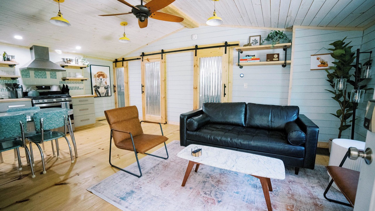 Photo of Livingroom in Black Mountain