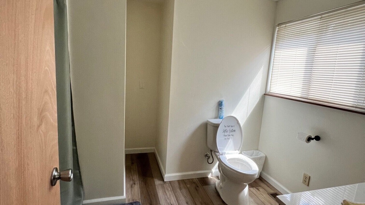 Photo of Bathroom in Williamstown