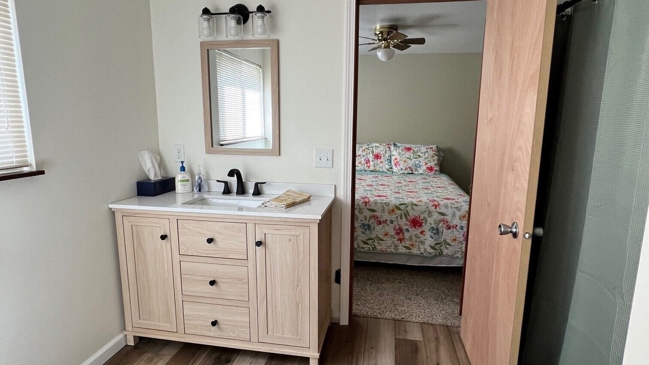 Photo of Bathroom in Williamstown