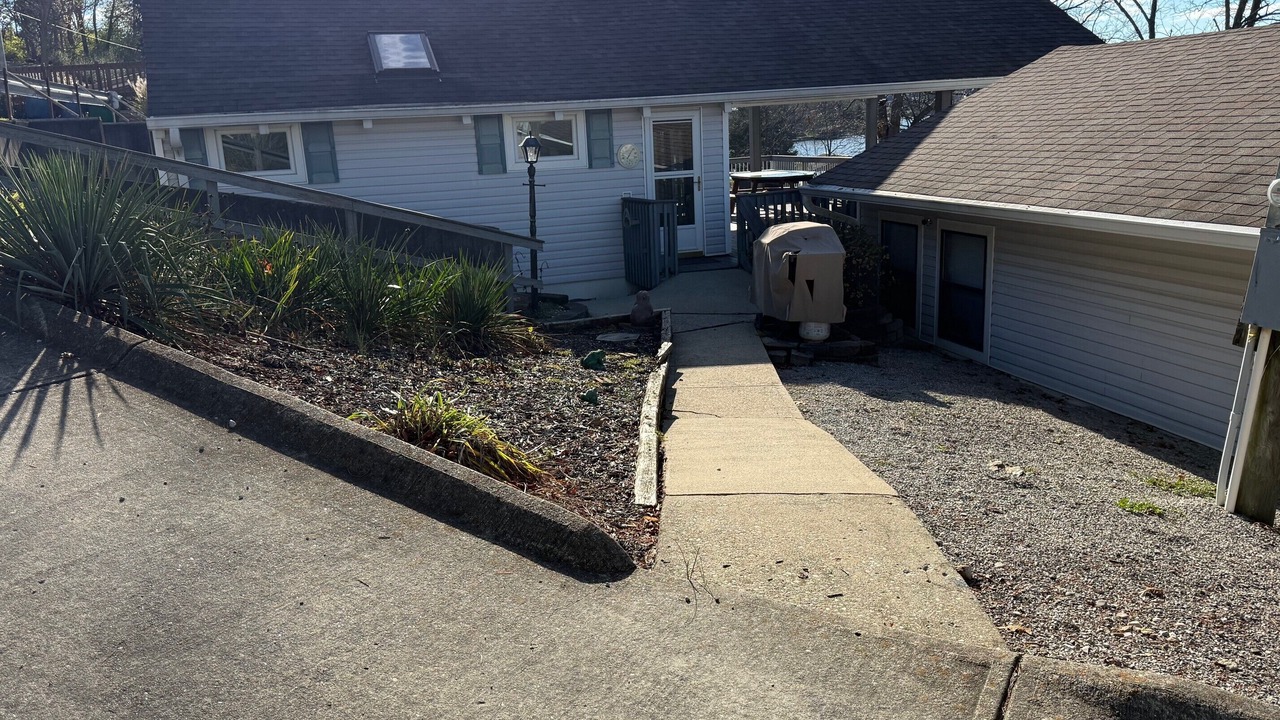 Photo of Outdoor in Williamstown