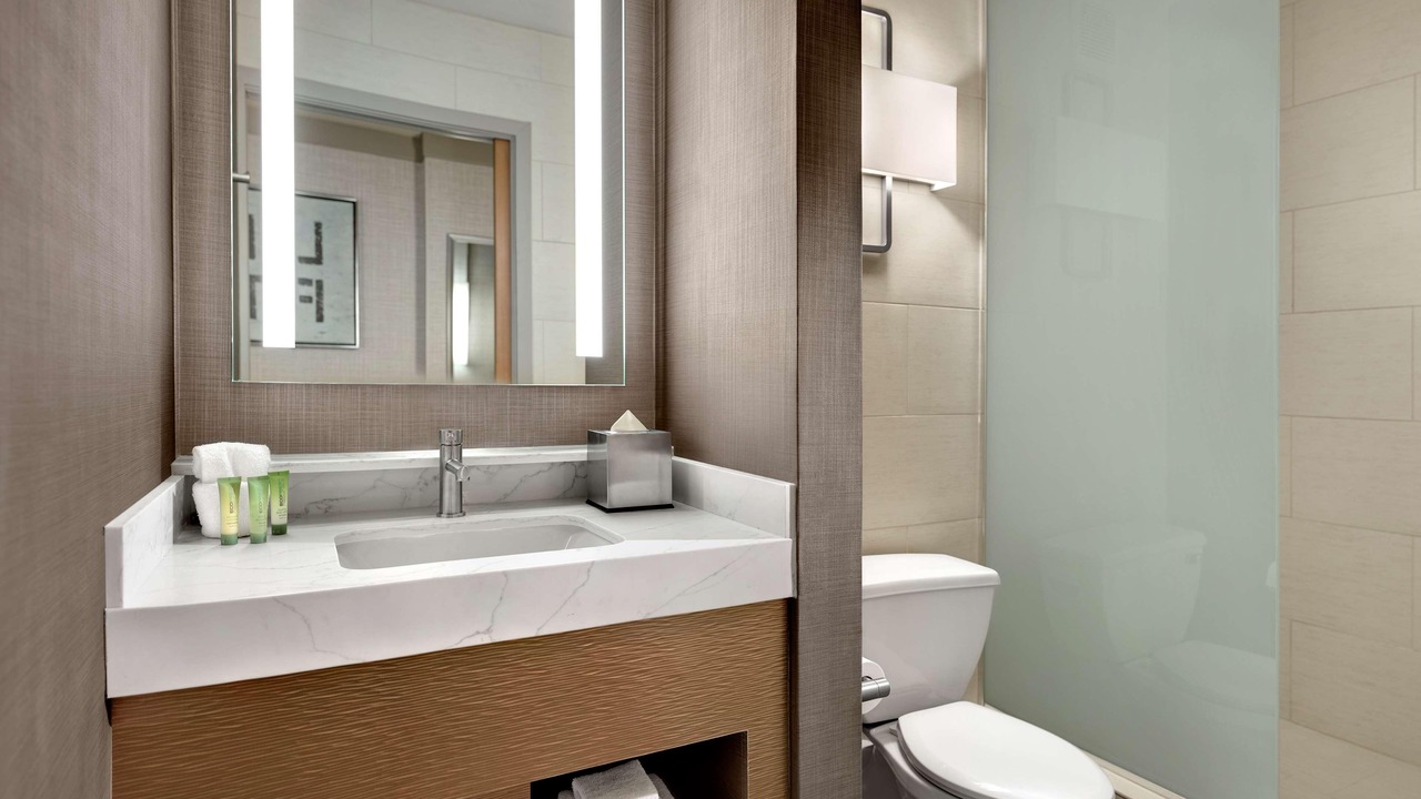 Photo of Bathroom in Gateway District