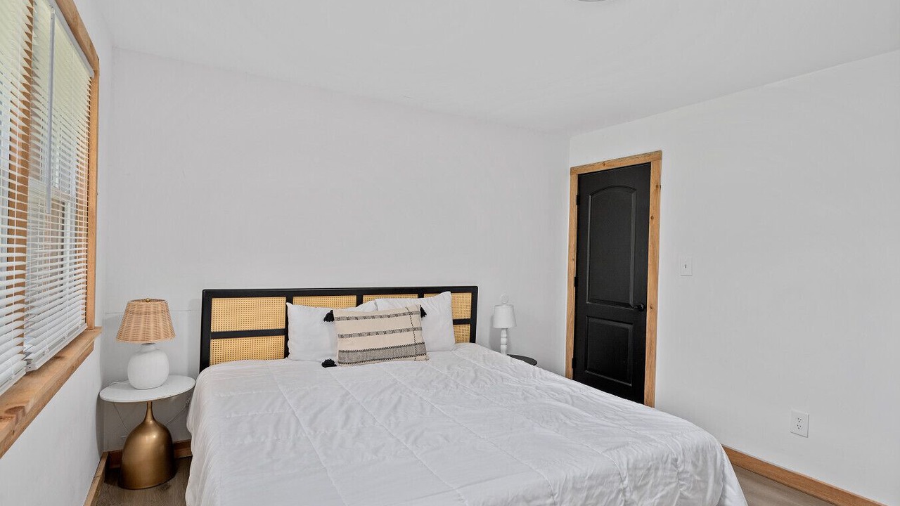 Photo of Bedroom in Rogers