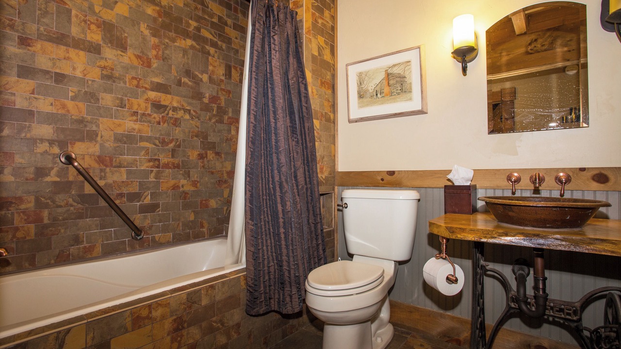 Photo of Bathroom in Fairview