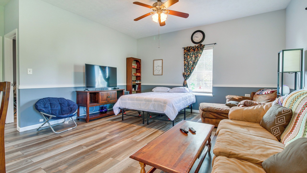 Photo of Bedroom in Jonesville