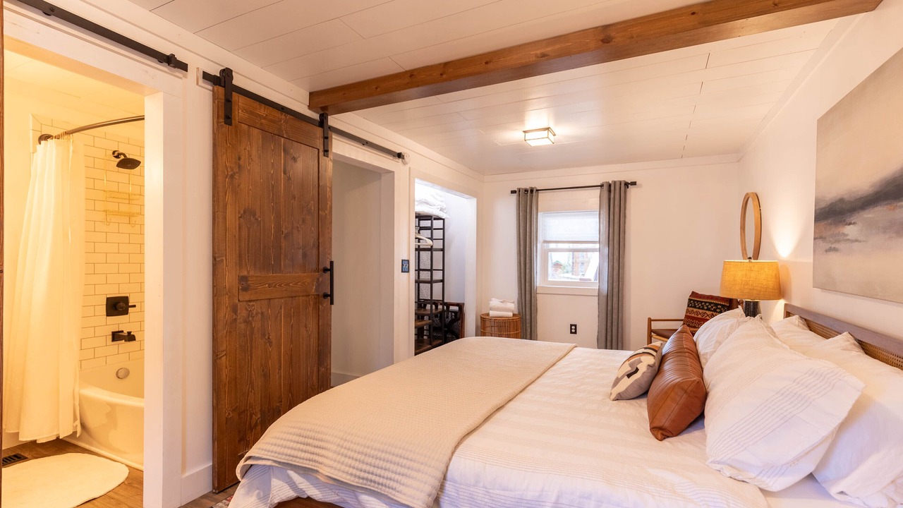 Photo of Bedroom in Newland