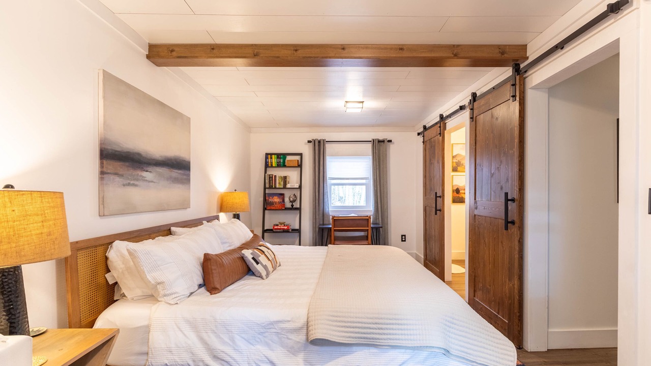 Photo of Bedroom in Newland