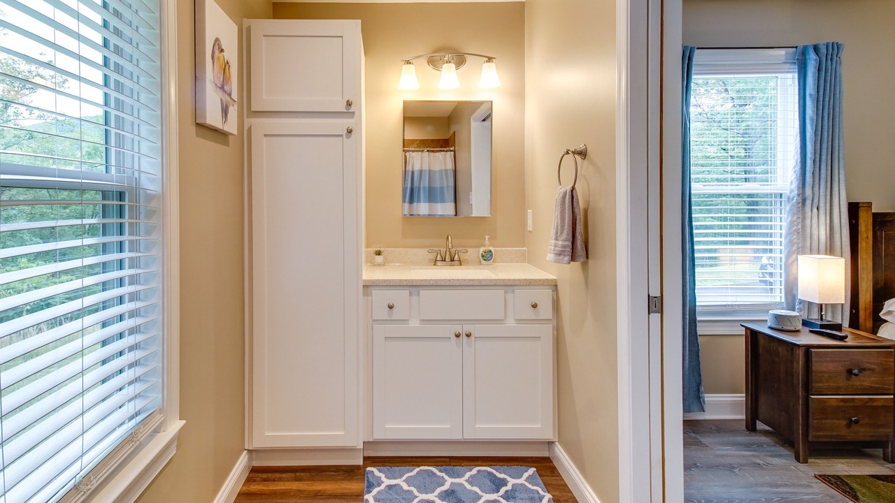 Photo of Bathroom in Star Tannery