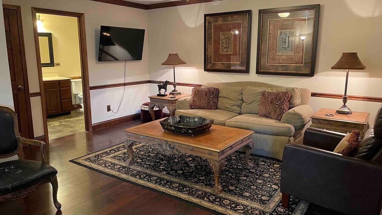 Photo of Livingroom in Knoxville